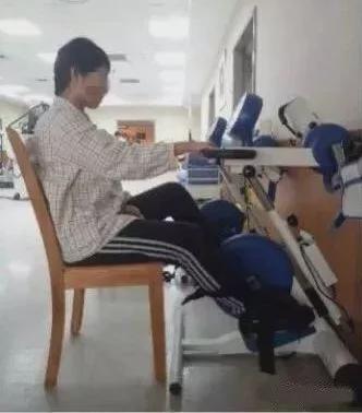 股四头肌训练椅安装步骤_股四头肌训练椅_股四头肌训练椅使用方法