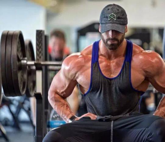 kaiyun体育 男生胸肌大，他还有什么烦恼？