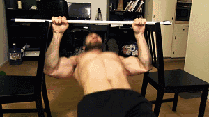 椅子锻炼法视频教程_健身椅锻炼方法_椅子健身动作