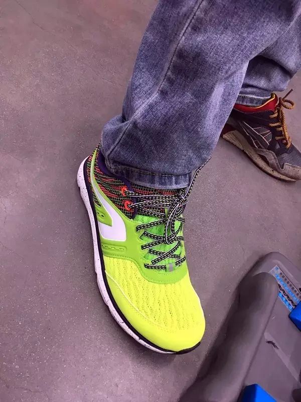 迪卡侬健身手套_迪卡侬forclaz手套_迪卡侬健身手套怎么样