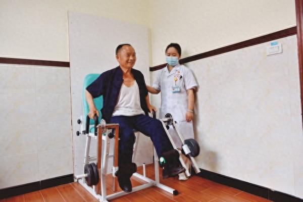 开yun体育app官方下载入口 重庆建成91个尘肺病康复站 2．42万名患者可就近免费康复治疗
