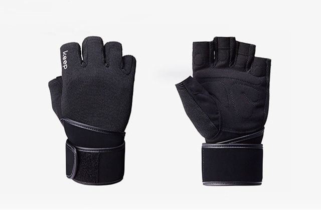开yun体育官网入口登录体育 健身手套有必要买吗 如何选择适合自己的健身手套