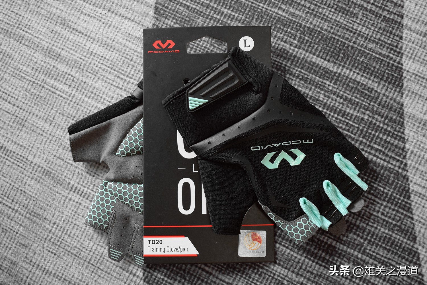 开yun体育官网入口登录app 撸铁戴手套，你以为只是为了防止磨出老茧？