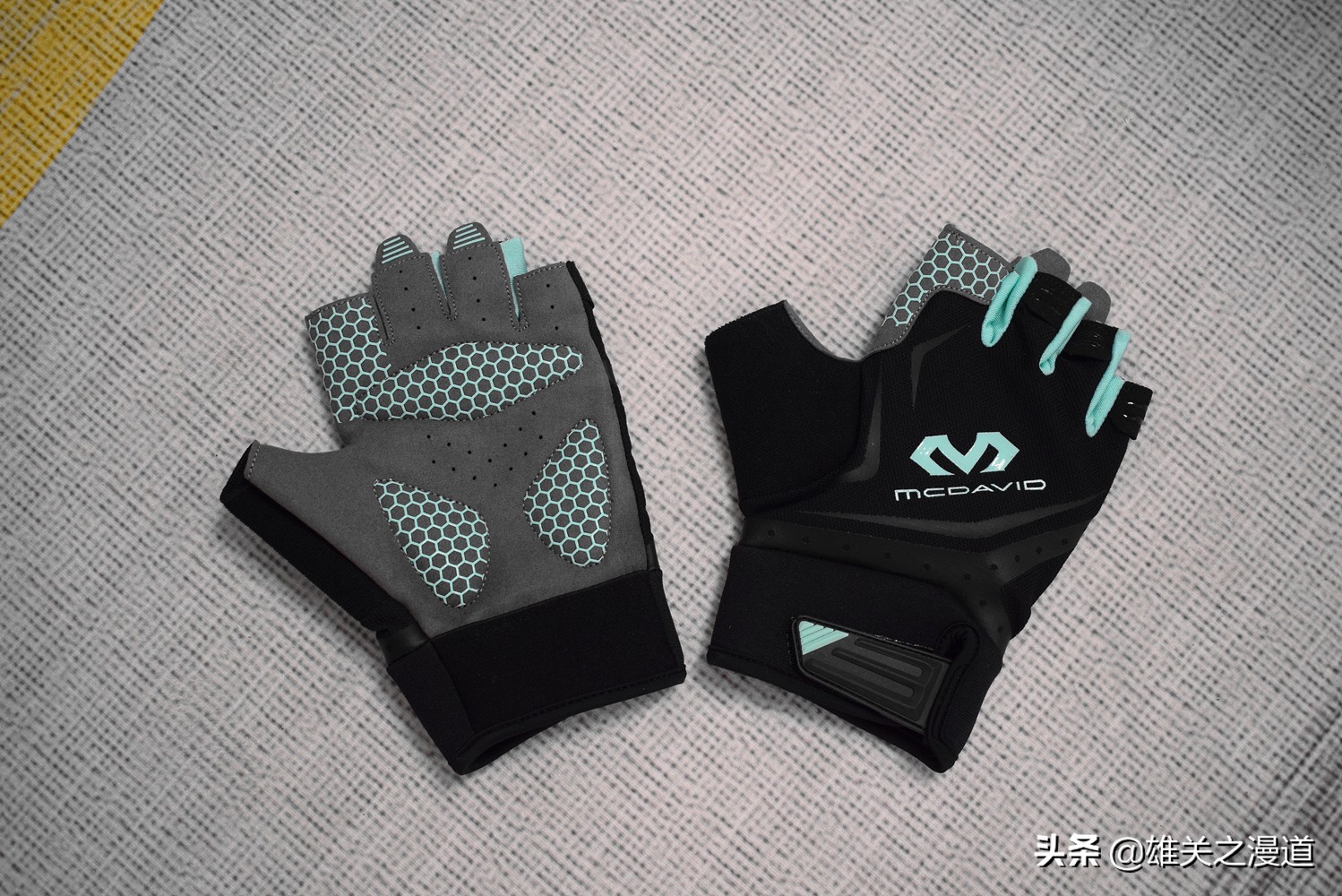 健身手套臭_健身手套发臭_健身手套有味