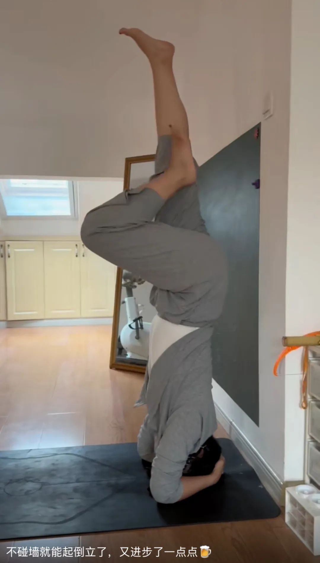 健身手套有味_健身手套知乎_健身手套发臭