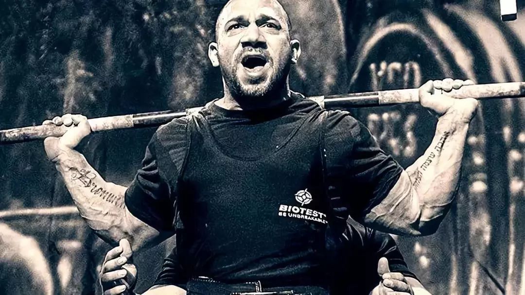 开yun体育官网入口登录体育 怎样的深蹲才能“重击”股四头肌？许多人练了一辈子也没搞明白