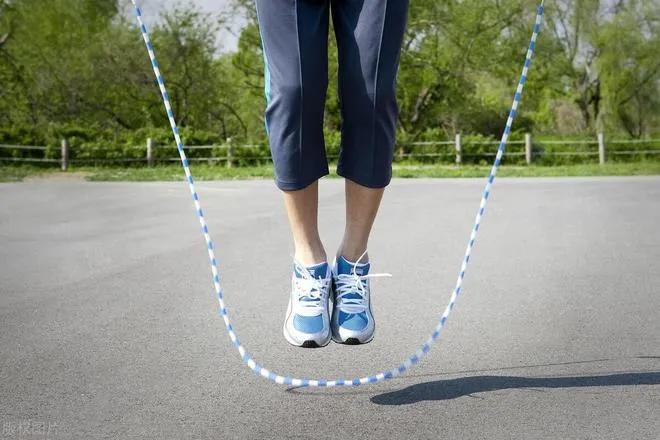 综合训练器 一周计划_综合训练器训练计划_周训练计划表