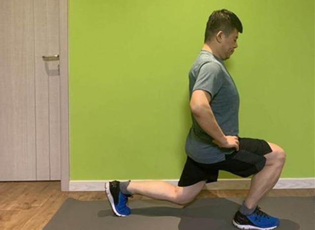 股四头肌训练椅使用方法_股四头肌训练椅子_股四头肌训练椅