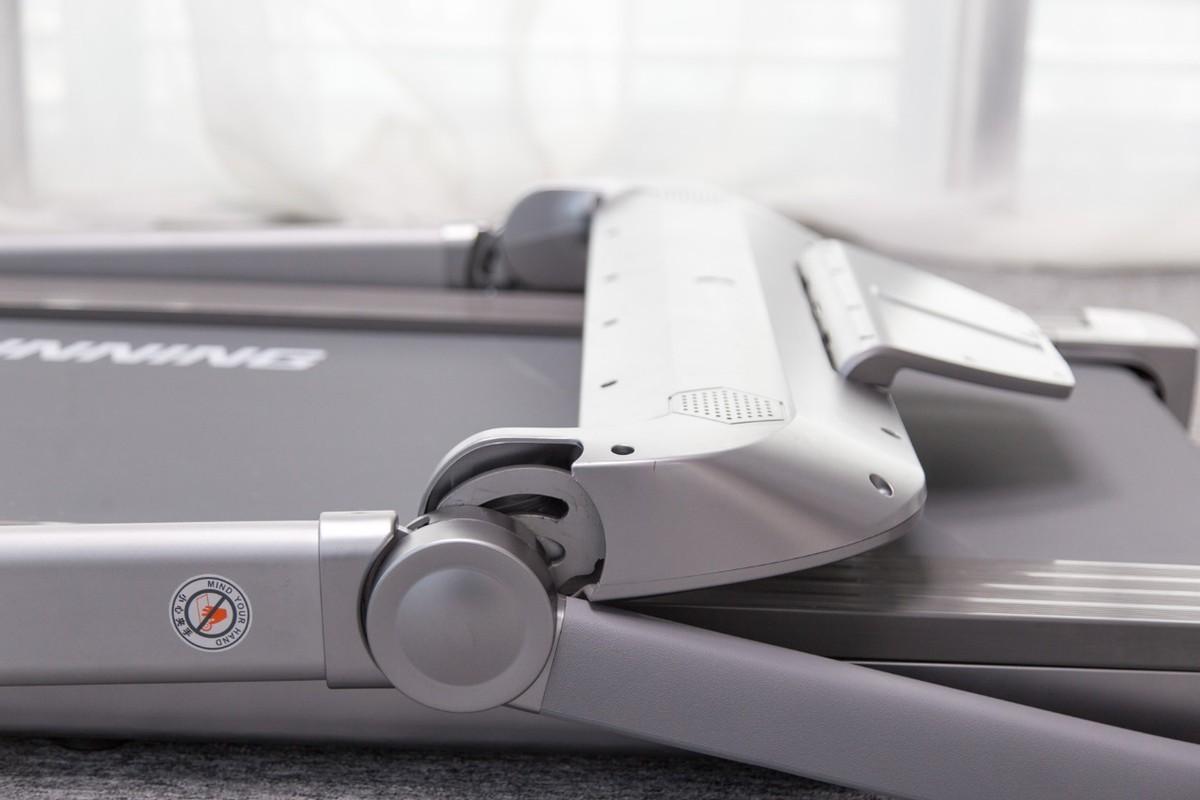 健身房跑步机品牌_健身房跑步机的种类_健身房跑步机什么牌子好