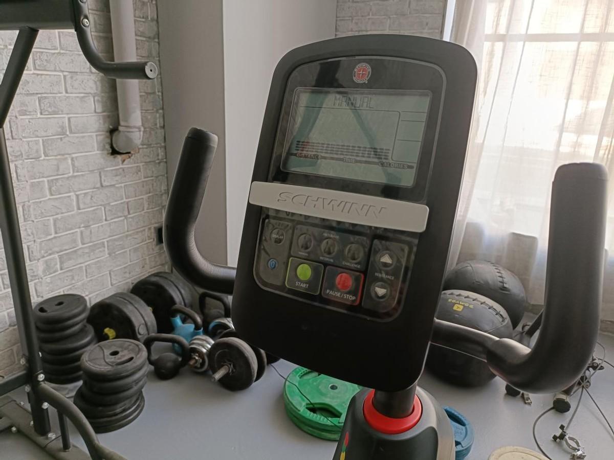 健身房跑步机的种类_健身房跑步机用什么型号好_健身房跑步机什么牌子好