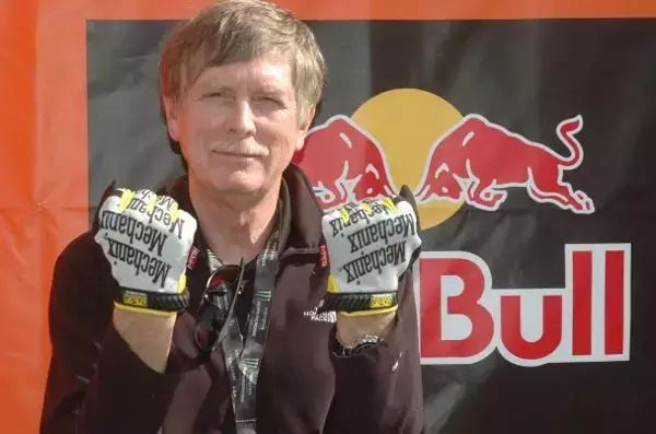 手套健身品牌排行_健身手套排名_品牌健身手套