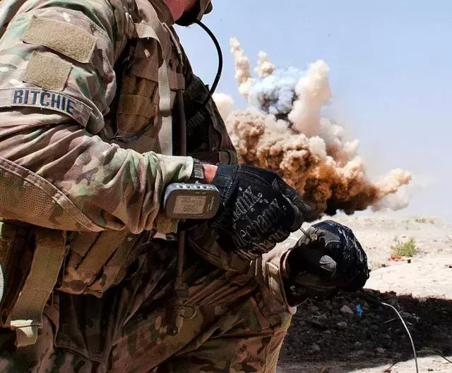 手套健身品牌排行_品牌健身手套_健身手套排名