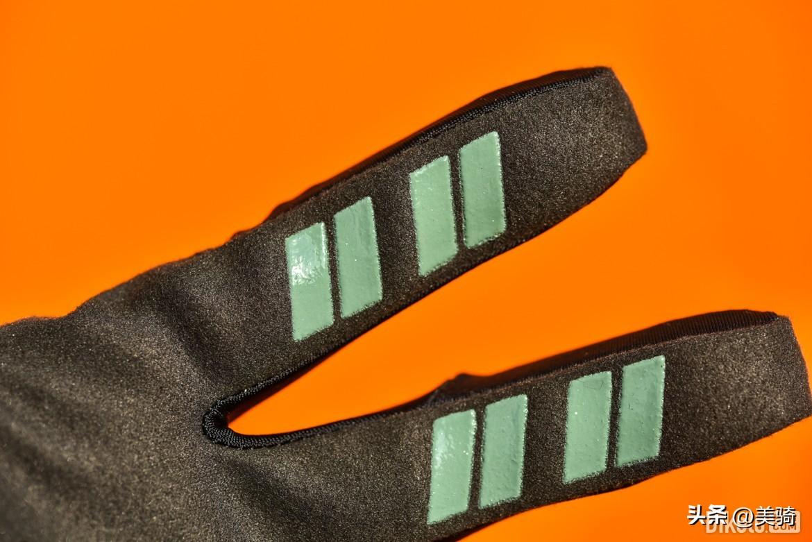 健身防滑手套_锻炼用防滑手套_健身防滑手套推荐