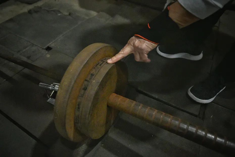 健身手套小还是大点好_健身手套 小了_健身运动手套