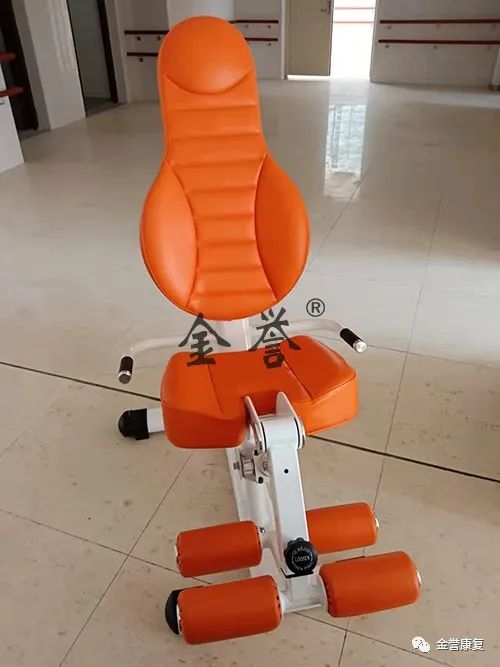 股四头肌训练椅使用方法_股四头肌训练椅注意事项_股四头肌训练椅