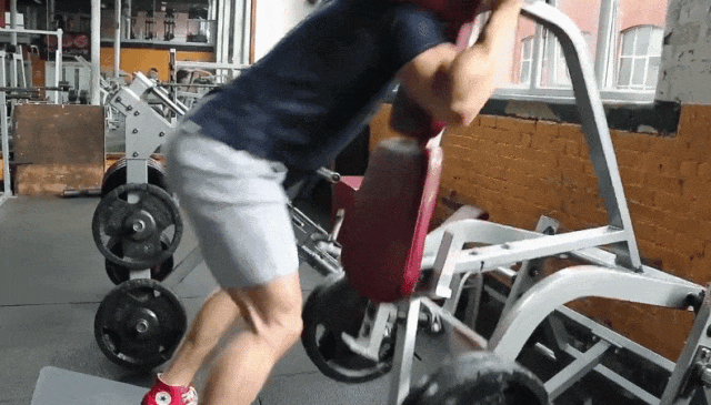 综合训练器怎么选择_综合训练器锻炼视频教程_综合训练器训练计划