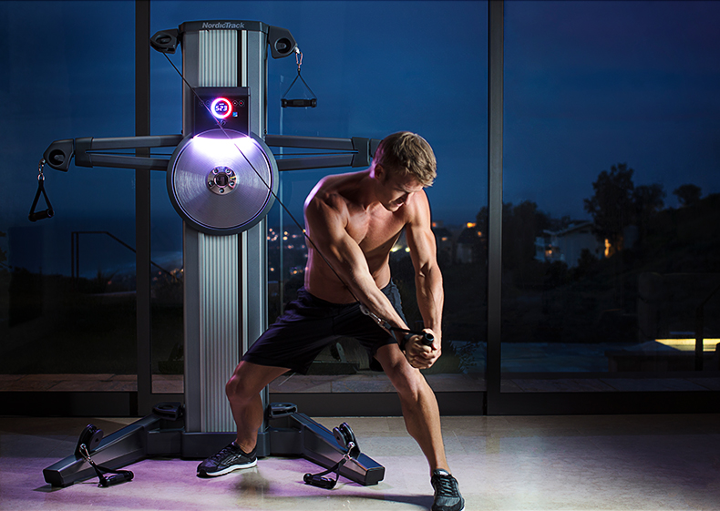 云开·全站apply体育官方平台 美国爱康ICON 家用智能高端19916多功能综合有氧训练器