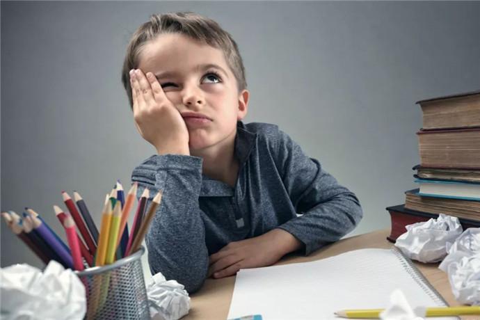 感统训练单腿椅_感统课独脚凳的目的_感统训练坐独角椅