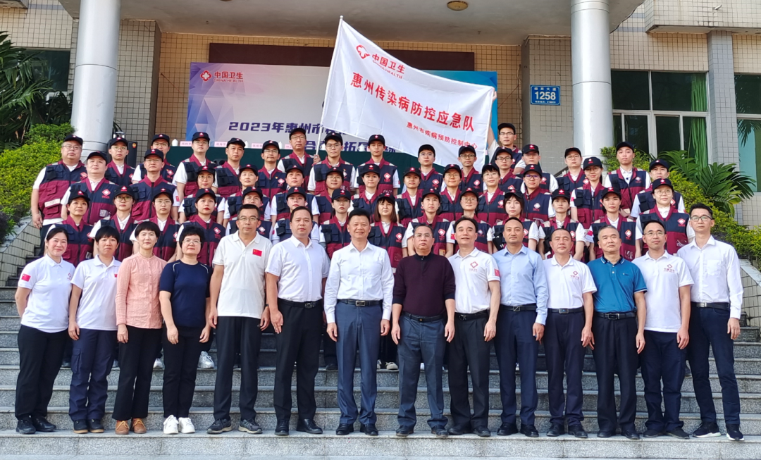 龙门综合训练器_龙门架训练器使用图解_龙门式机体的优缺点