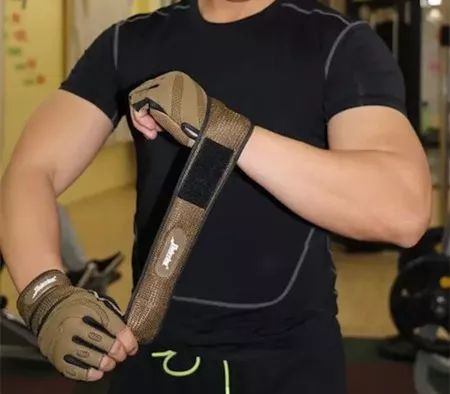 手套健身护腕的作用_带护腕的健身手套_健身手套护腕