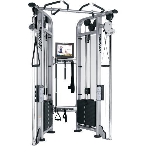 胸肌训练器怎么用_胸肌锻炼器材的使用方法_综合训练器 胸肌