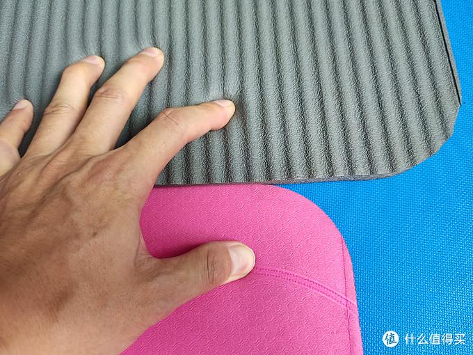 健身手套护腕什么牌子好_健身手套+护腕_手套健身护腕怎么戴