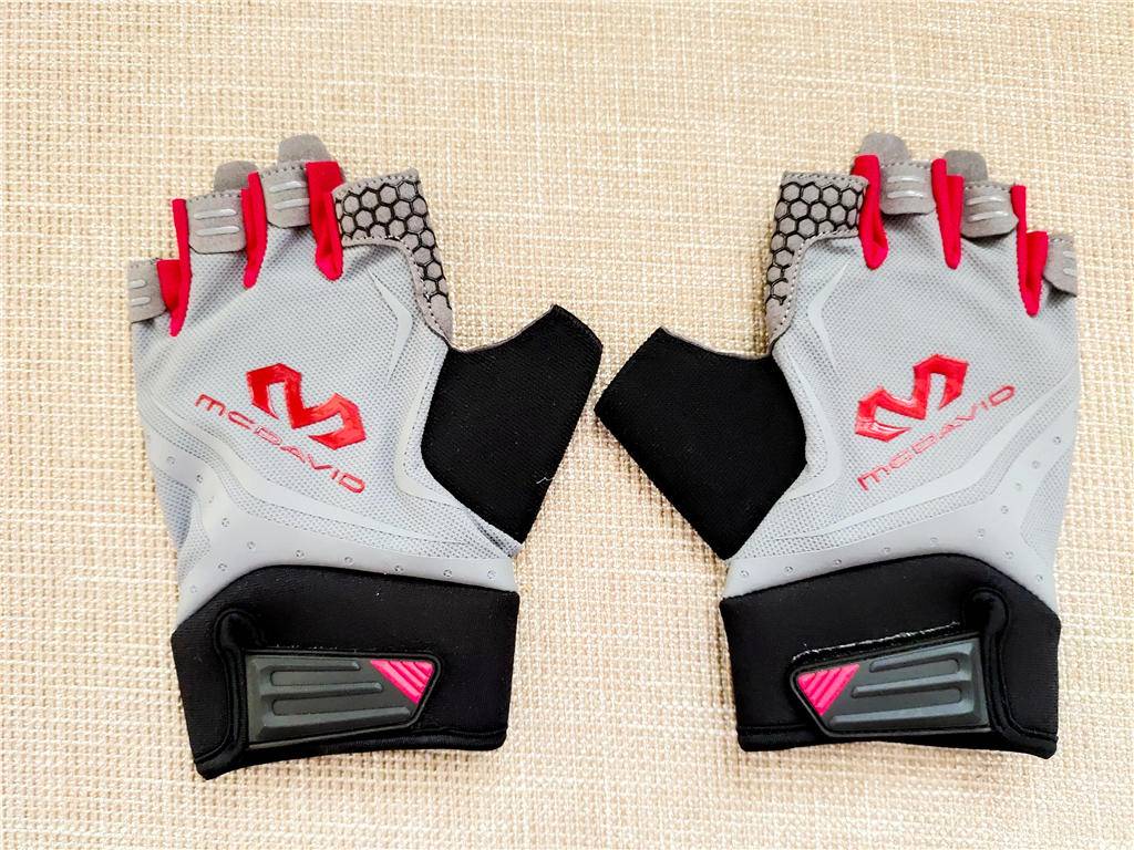 健身手套+护腕_手套健身护腕图片_健身手套护腕什么牌子好