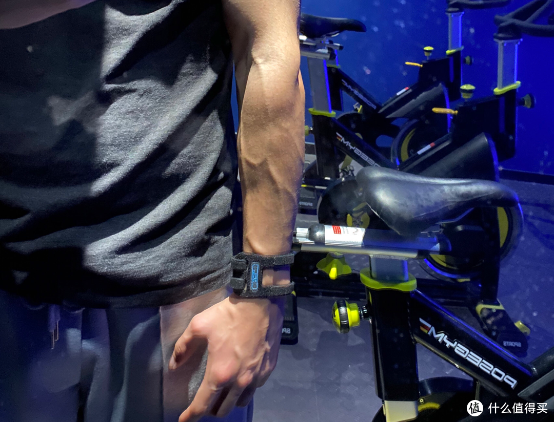 云开·全站APP登录入口 护腕分哪几种？运动护腕怎么选？手腕保护应该注意哪些？