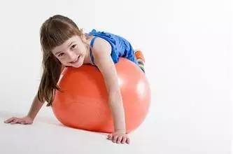 感统训练坐独角椅_椅子练腿_感统训练单腿椅