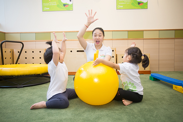 感统训练坐独角椅_感统训练单腿椅_椅子练腿