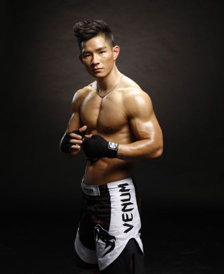 运动健身手套_锻炼手套_健身手套的戴法