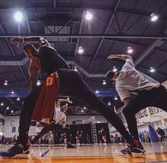 国产反重力跑步机_科比 反重力跑步机_反重力跑步机是什么感觉