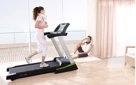 跑步机网上买好还是实体店买好_网上跑步机质量怎么样_网上买什么牌子跑步机好?