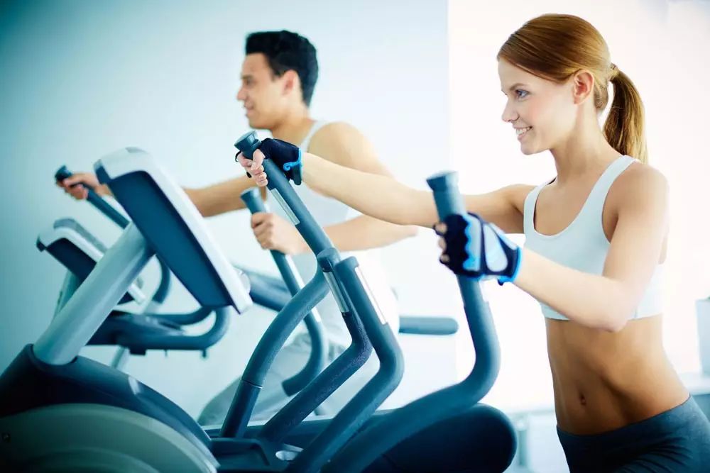 网上跑步机质量怎么样_网上买什么牌子跑步机好?_跑步机网上买好还是实体店买好