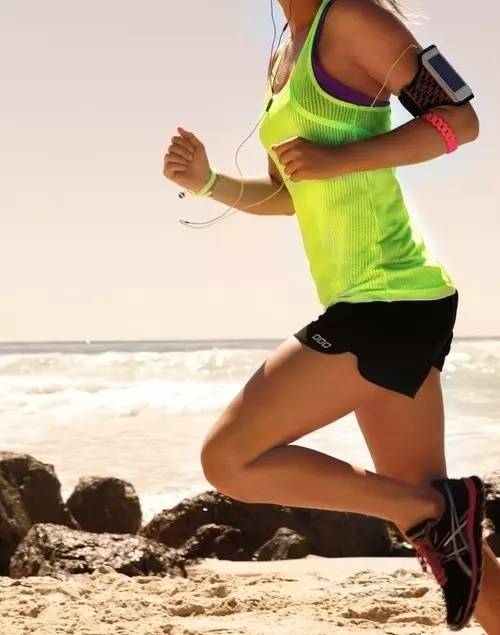 健身手套绑带_手套健身绑带图片_手套健身绑带怎么绑