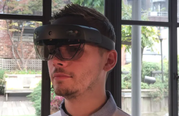 健身腕带还是手套_手套健身腕带怎么戴_带护腕的健身手套