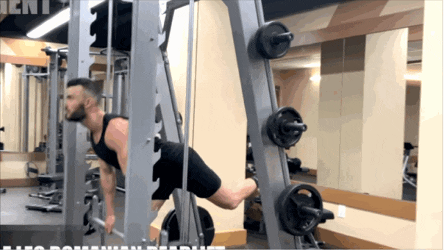 史密斯机健身方法图解_史密斯机的作用_综合训练器 史密斯机