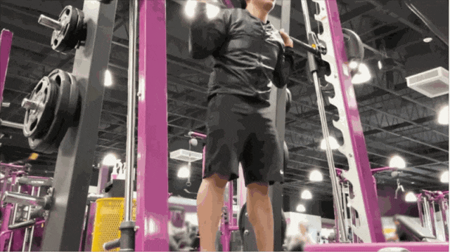 综合训练器 史密斯机_史密斯机健身方法图解_史密斯机的作用