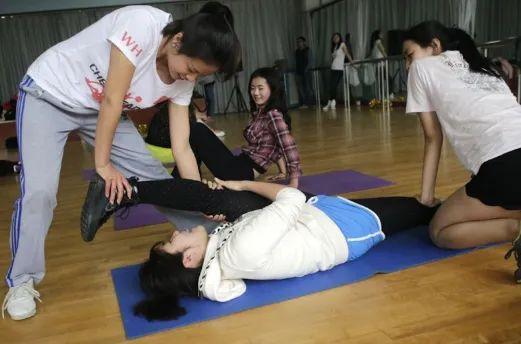 髋关节训练器的适应症_髋关节训练椅_髋关节训练椅说明书