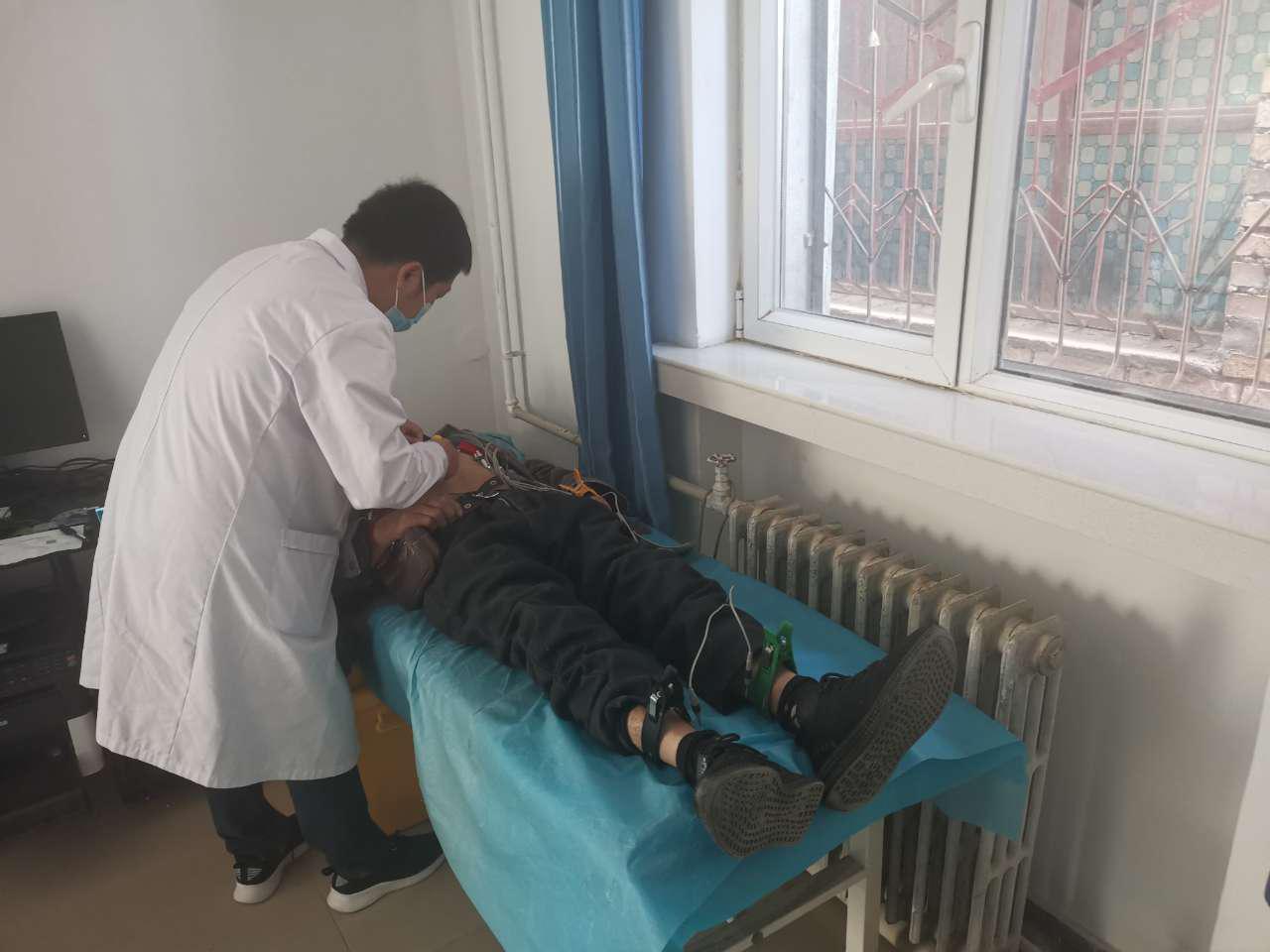 股四头肌训练椅_股四头肌训练椅注意事项_股四头肌训练椅子