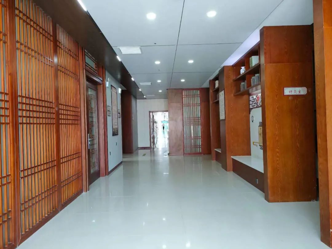 股四头肌训练椅_股四头肌训练椅安装步骤_股四头肌训练椅安装视频