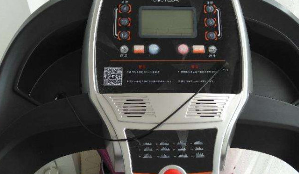 网上买什么牌子跑步机好?_跑步机网上买好还是实体店买好_网购如何选跑步机