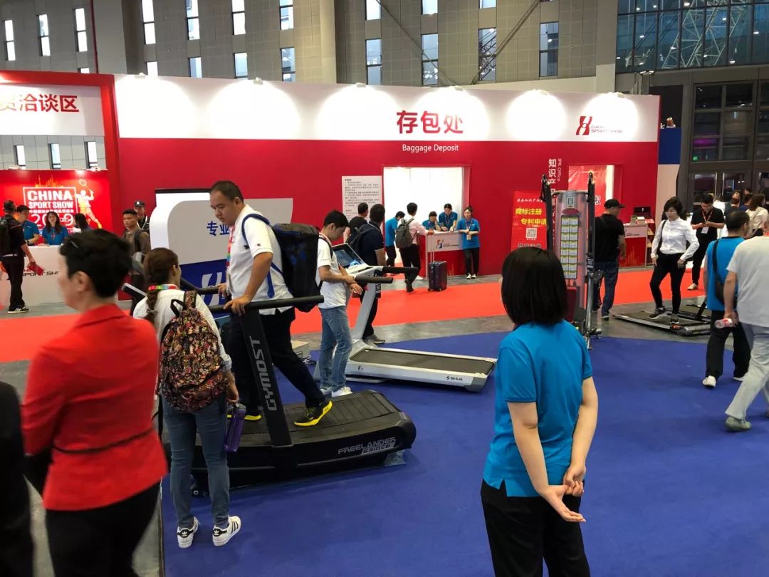 综合训练器安装视频教程_综合训练器械品牌推荐_多功能综合训练器品牌