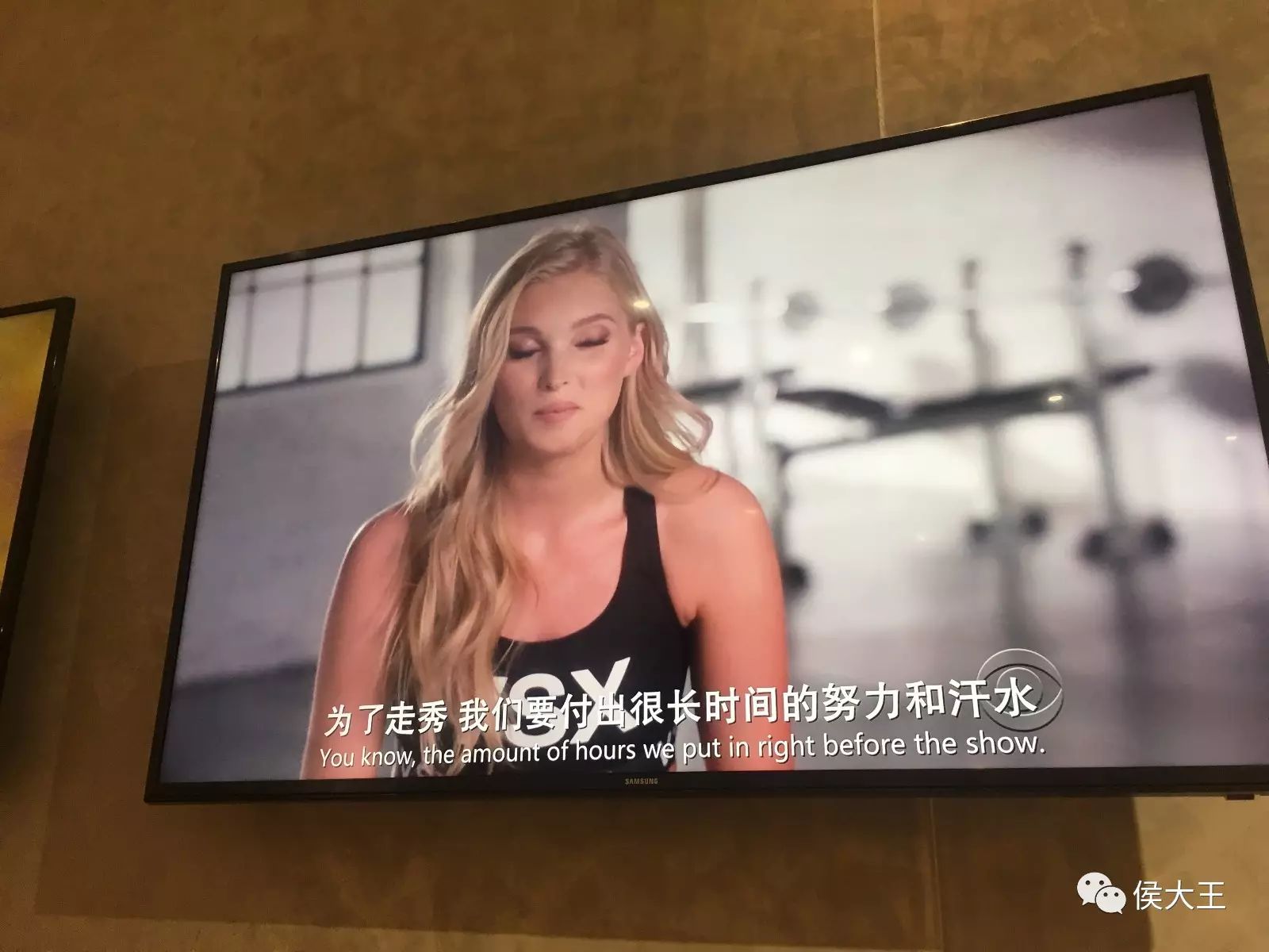 健身手套选择大一点还是小一点_健身运动手套_好看的健身手套