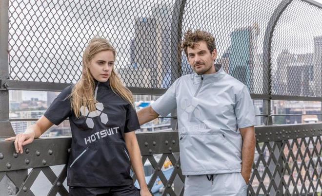 云开·全站apply体育官方平台 为什么健身不能经常佩戴护腕？经常带护腕的缺点，你了解吗？