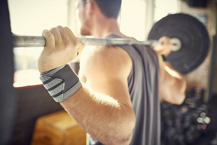 开yun官网入口登录APP下载 即使健身手腕容易受伤，但也要少带护腕，真正原因在这里