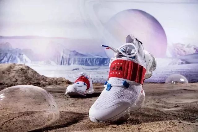 无重力跑步机使用教程_反重力跑步机多少钱_负重跑步机