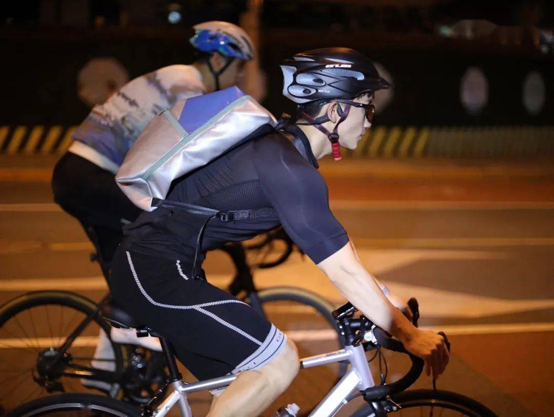 手套材质健身好不好_健身手套什么材质好_质量好的健身手套