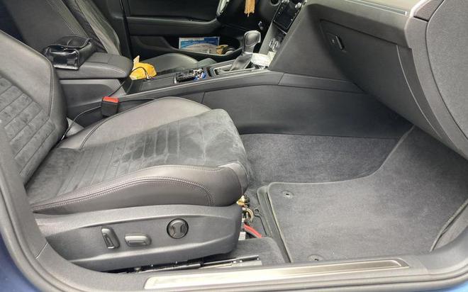 髋关节坐姿_髋关节训练椅的用途_髋关节训练椅