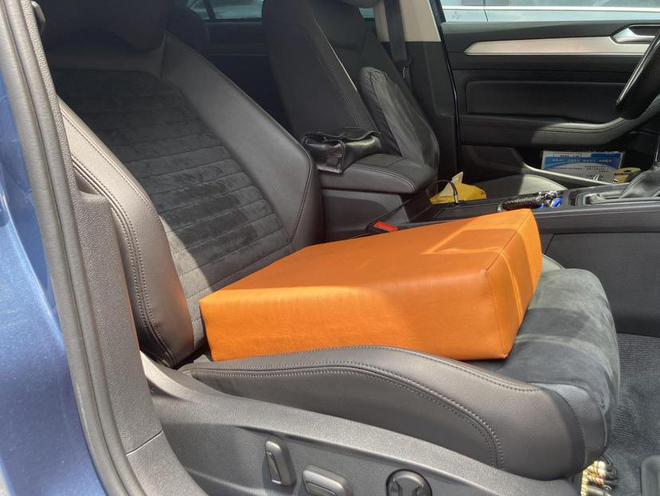 髋关节训练椅_髋关节训练椅的用途_髋关节坐姿